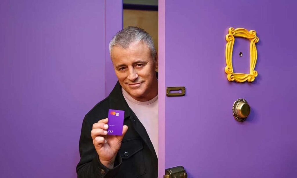 Nubank, campanha com Matt LeBlanc